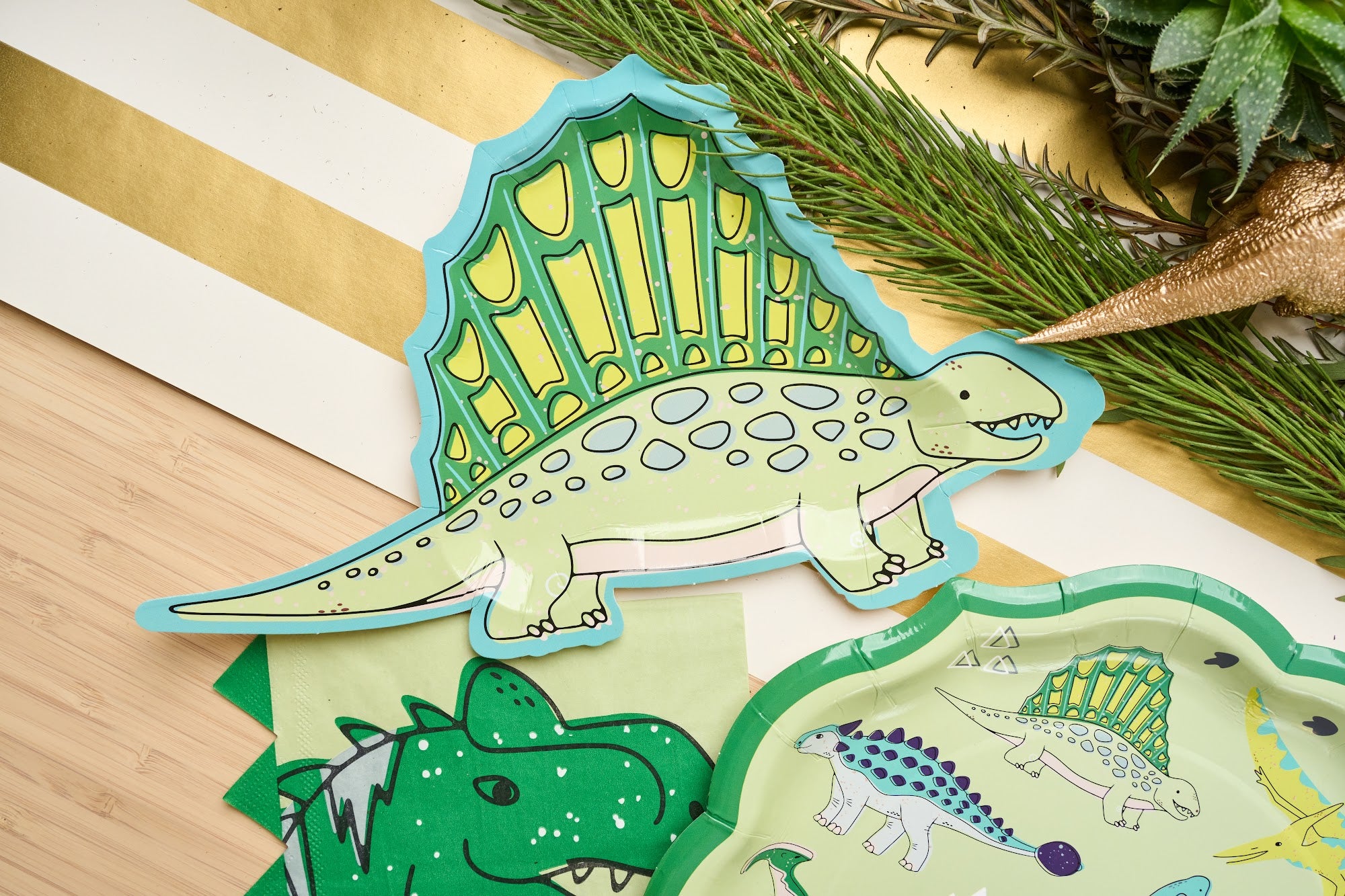 RAWR-some Dinosaur Large Plate (8 Count)