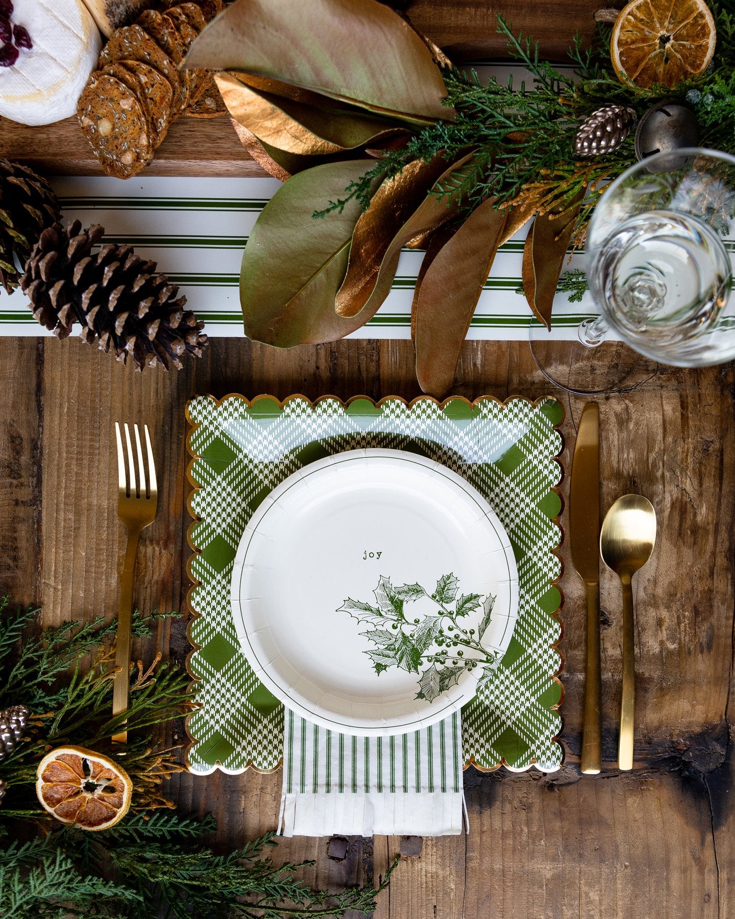 Botanical Green Plaid Scalloped Plate
