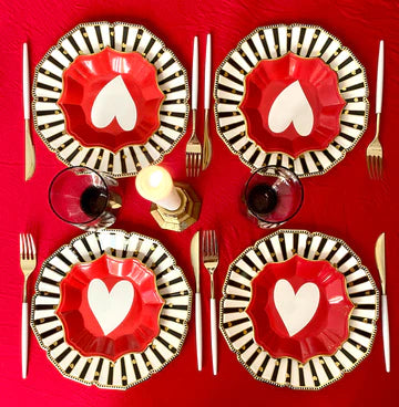 Golden Hearts Love Large Plates (8 Count)