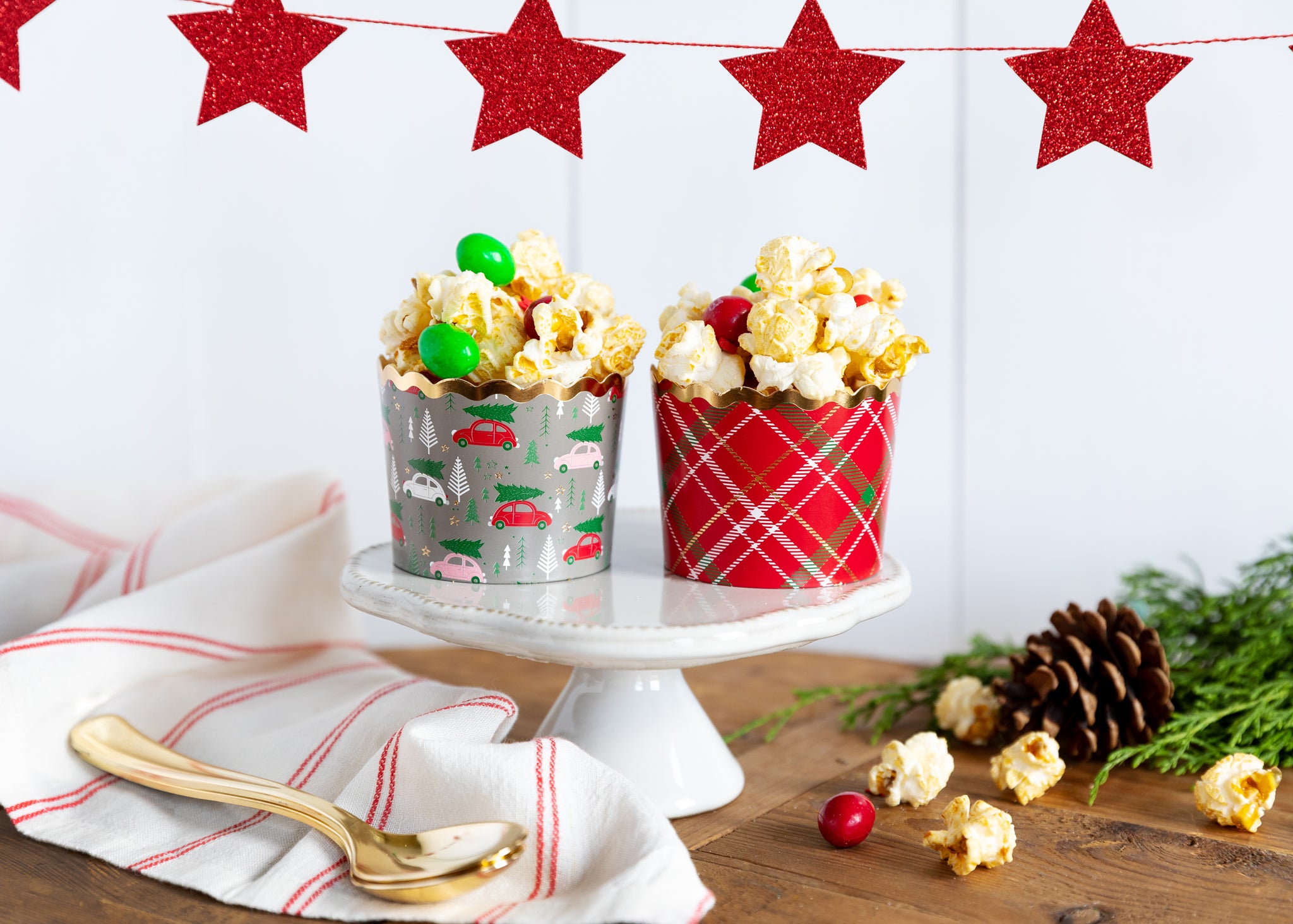Retro Cars & Plaid Baking and Treat Cups (50 pk)